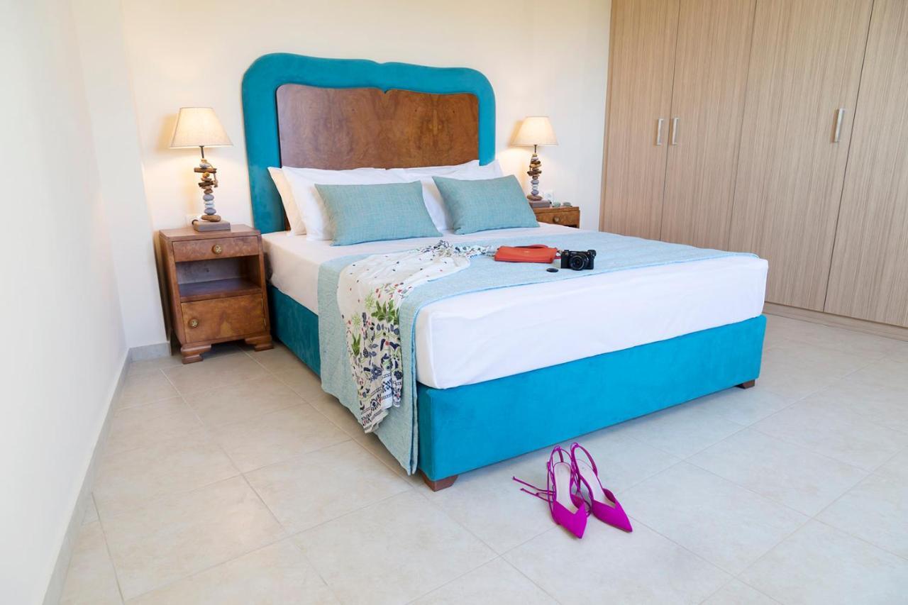 Lotos - Luxury *